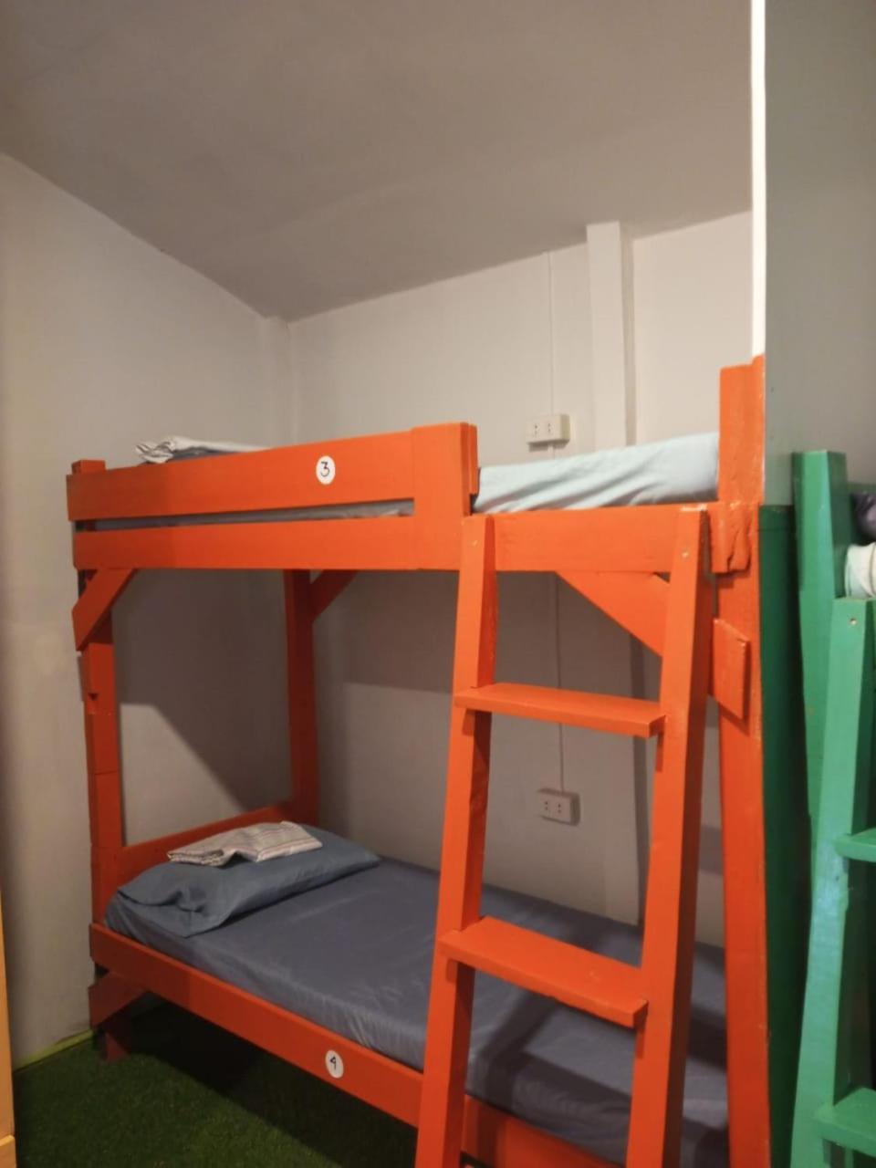 El Nido Hostel Sun Valley Екстер'єр фото