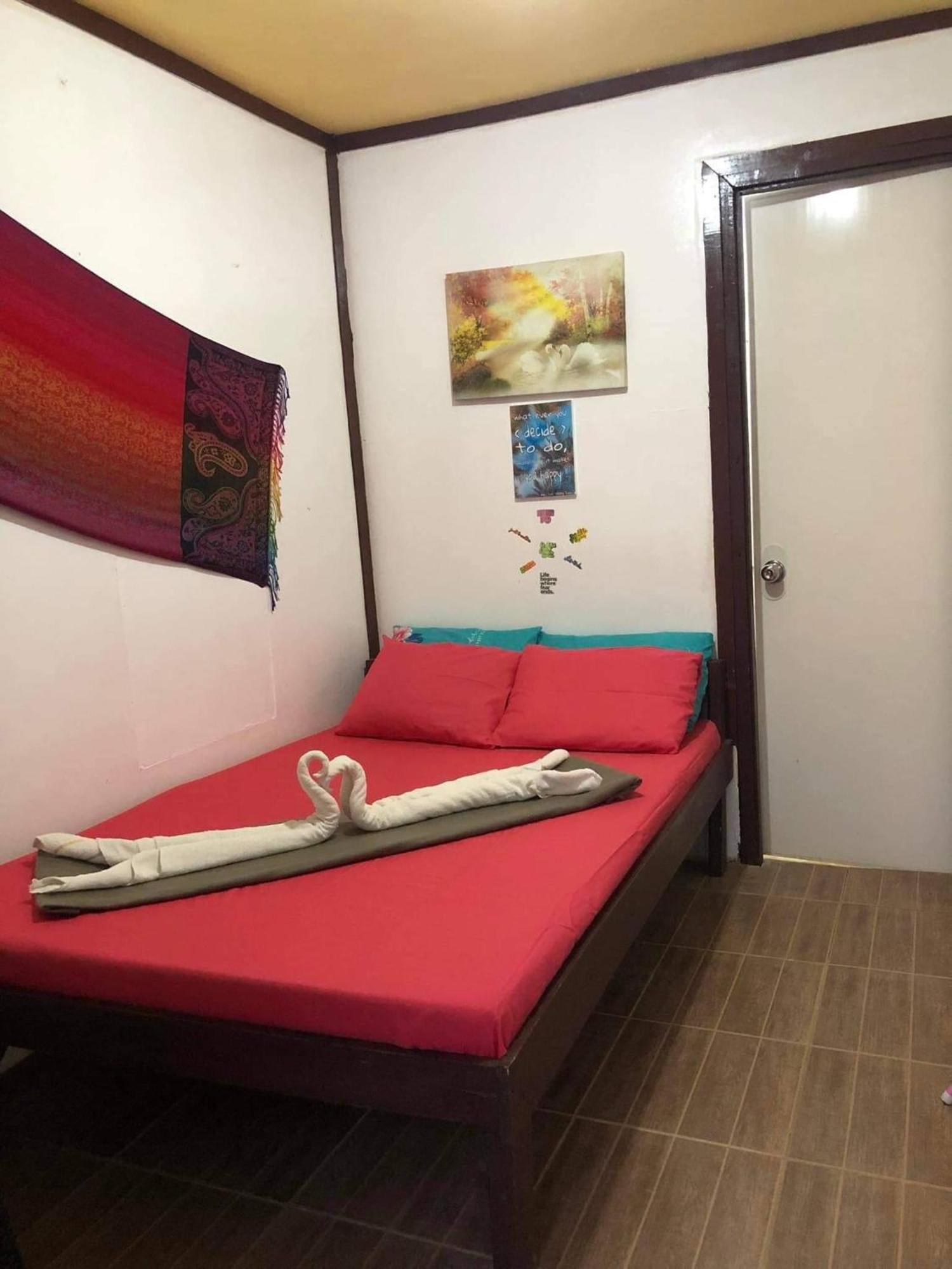 El Nido Hostel Sun Valley Екстер'єр фото