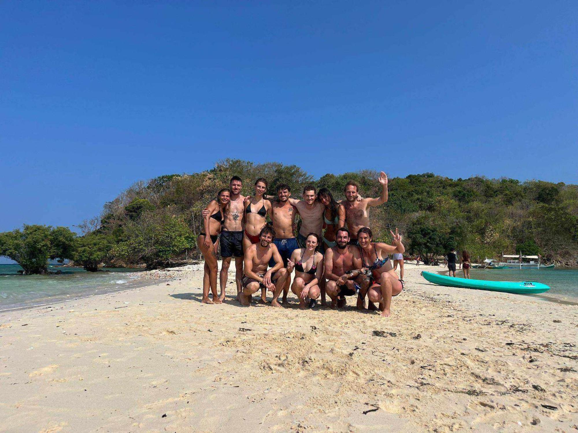 El Nido Hostel Sun Valley Екстер'єр фото