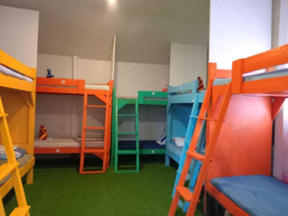El Nido Hostel Sun Valley Екстер'єр фото